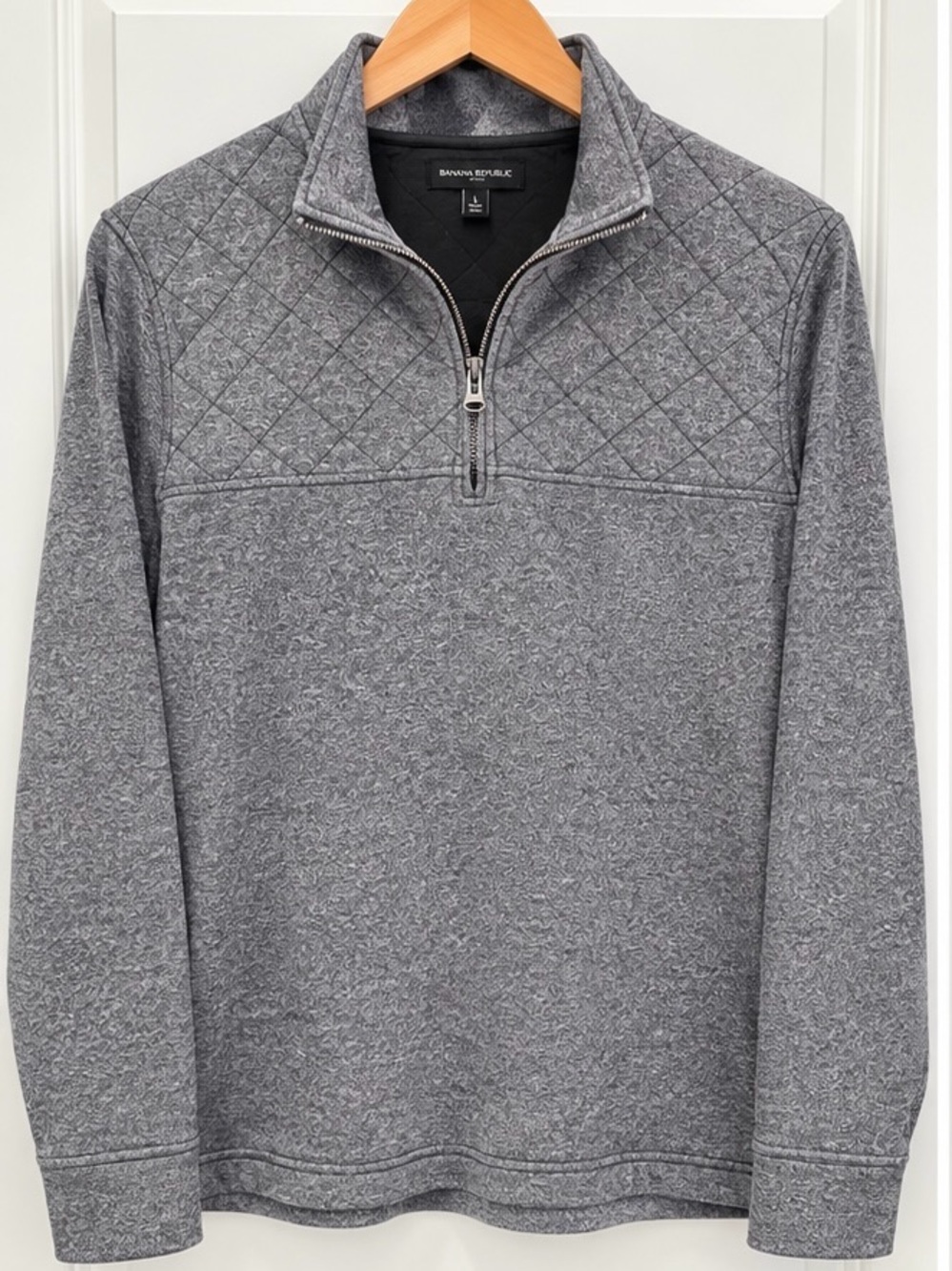 Banana Republic Men's Quilted Gray Half-Zip Pullover sz L